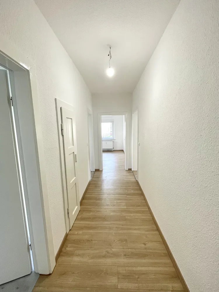 3 Zimmer Wohnung mit 61 m² in Bitterfeld-Wolfen – Bild 2