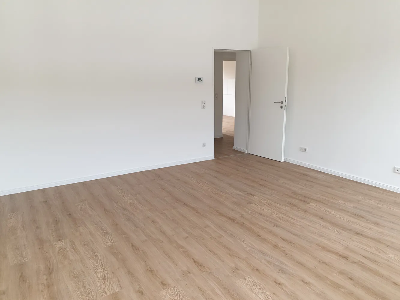 2 Zimmer Wohnung mit 57 m² in Düsseldorf – Bild 2