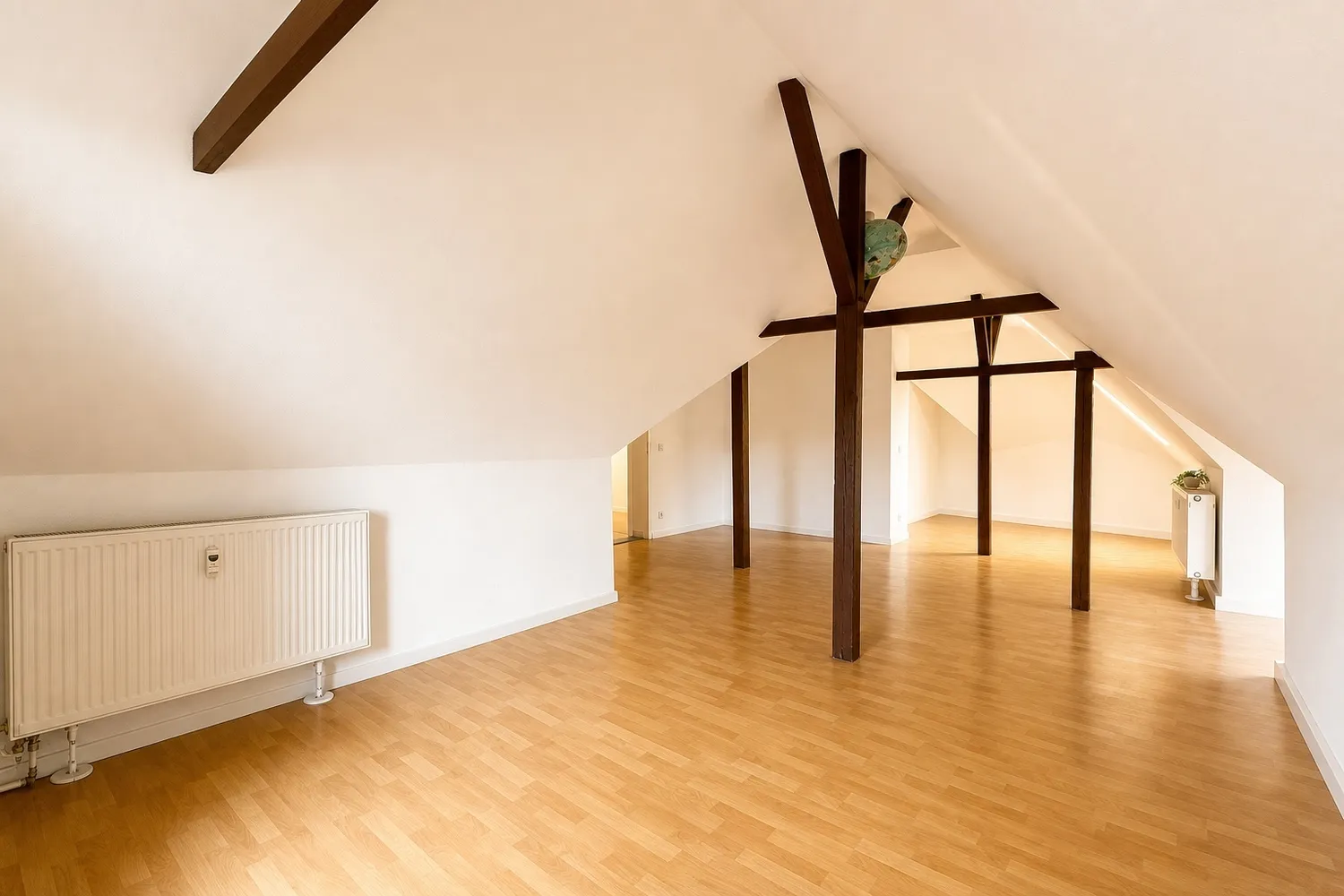 4 Zimmer Wohnung mit 97 m² in Essen – Bild 2