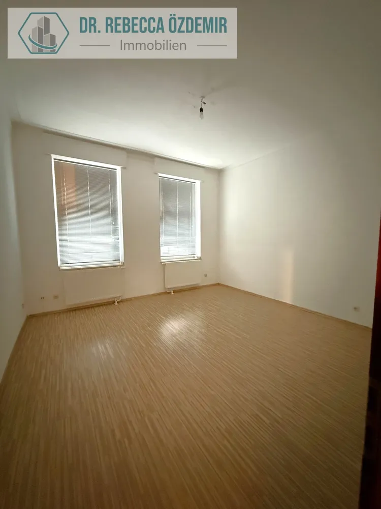 2 Zimmer Wohnung mit 74 m² in Duisburg – Bild 1