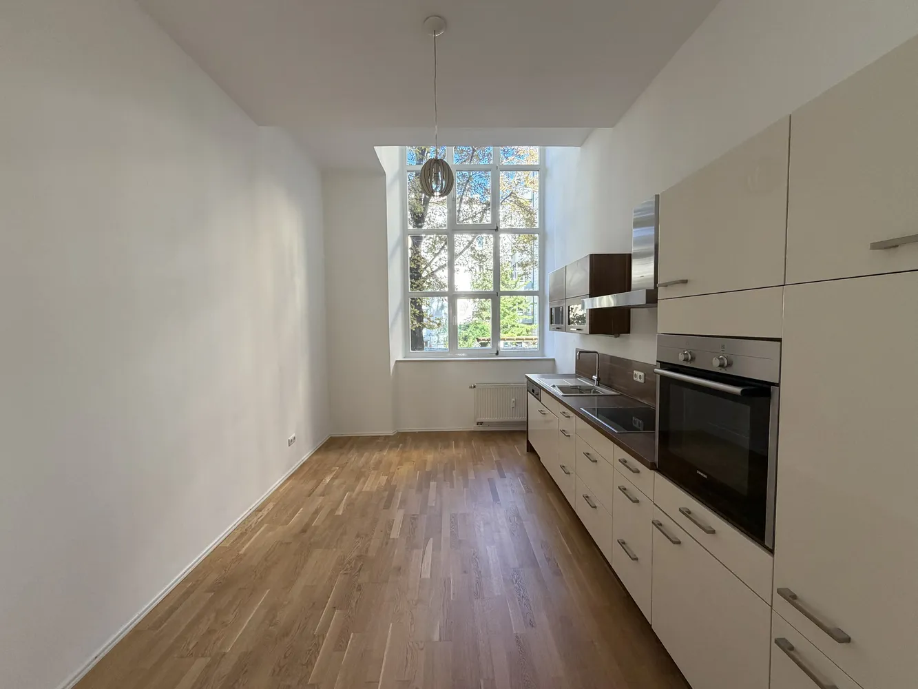 2 Zimmer Wohnung mit 56 m² in München – Bild 2