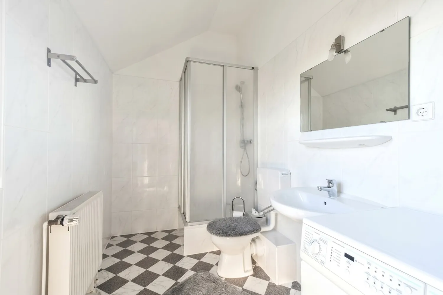 1 Zimmer Wohnung mit 54 m² in Solingen – Bild 1