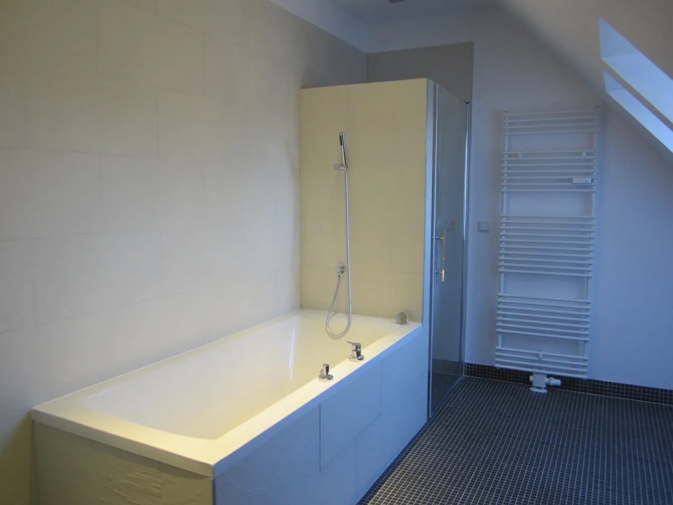 4 Zimmer Wohnung mit 151 m² in Leipzig – Bild 4