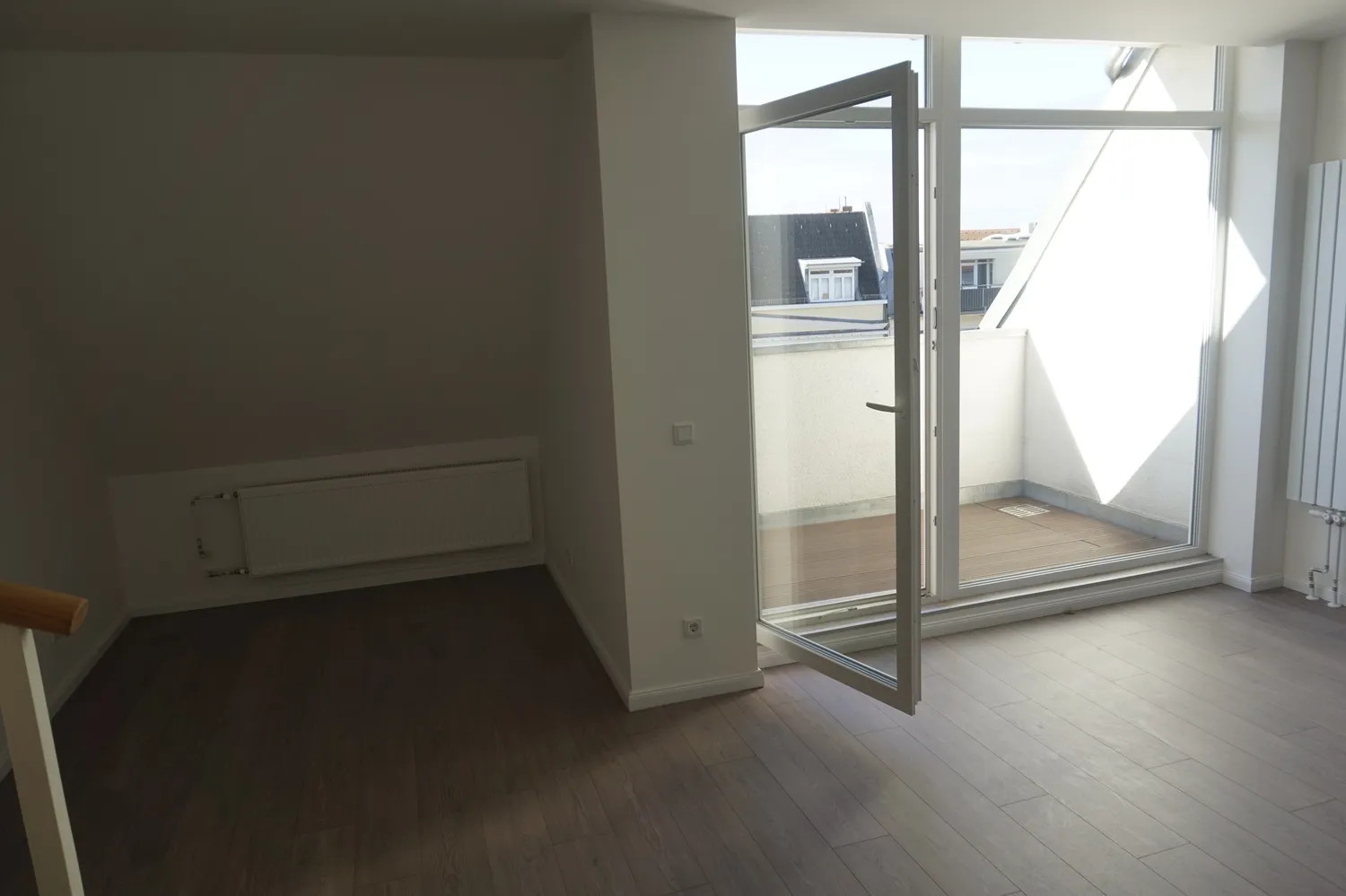 2 room apartment with 76 m² in Berlin – Photo 1