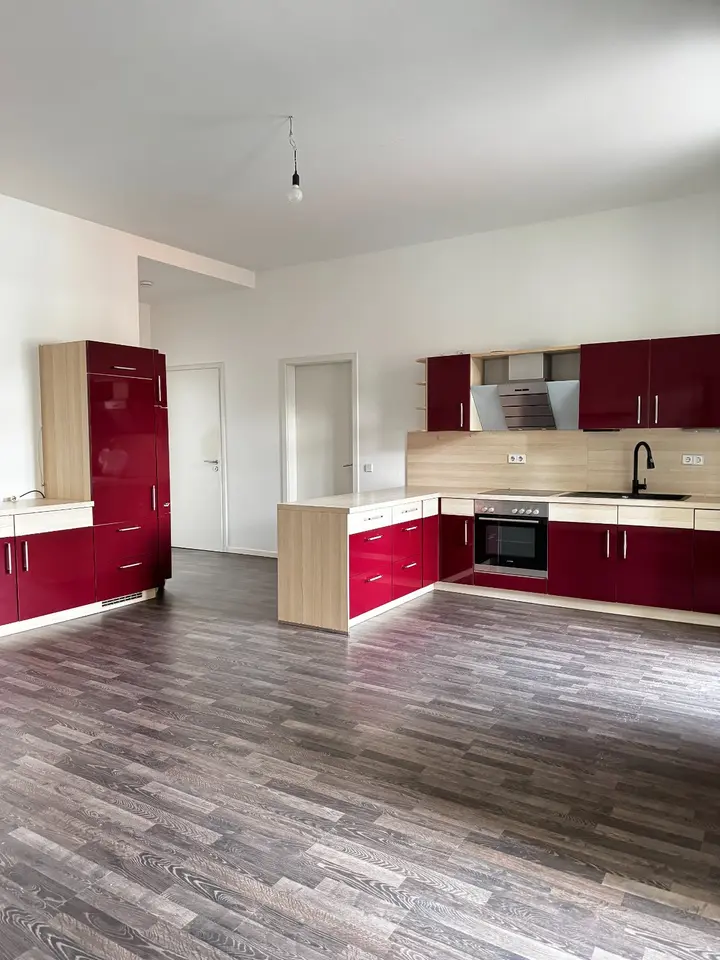 3 Zimmer Wohnung mit 98 m² in Zwickau – Bild 1