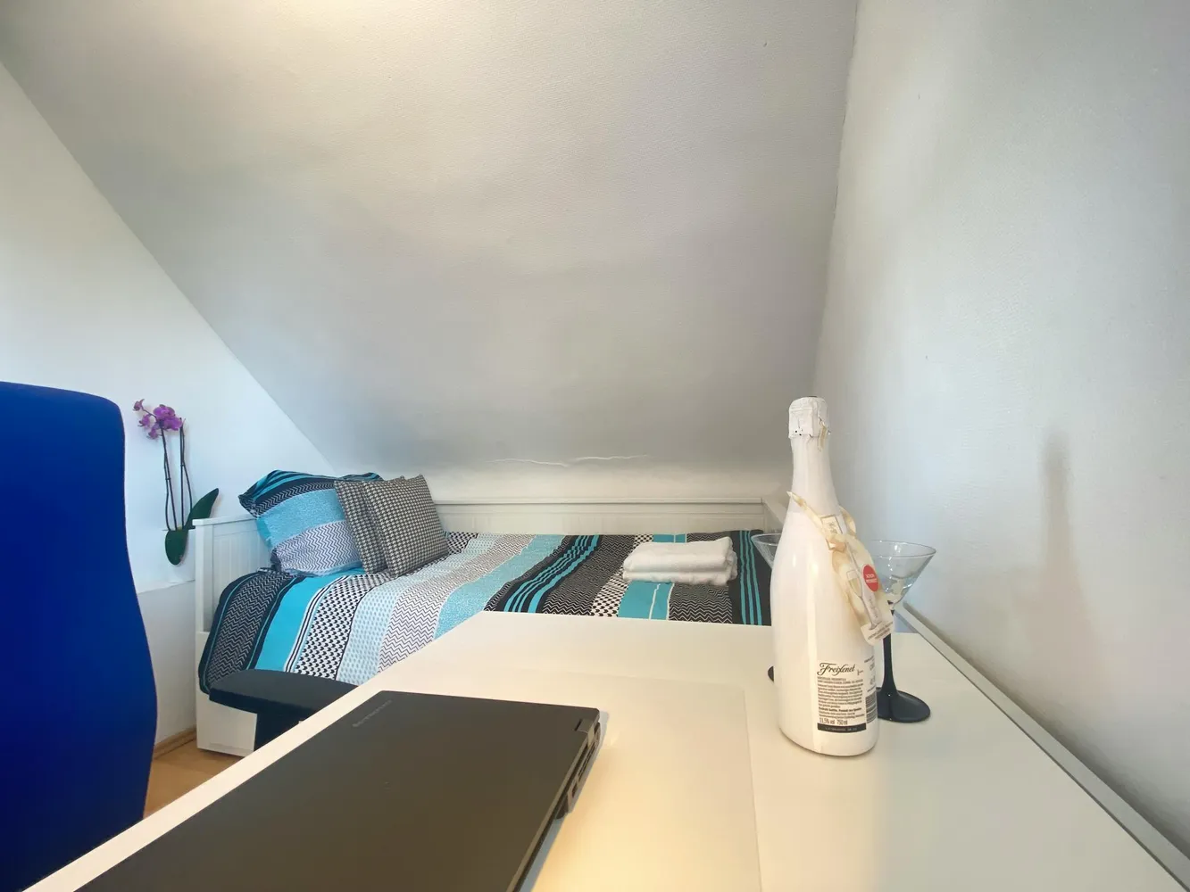WG-Zimmer in Hürth – Bild 4
