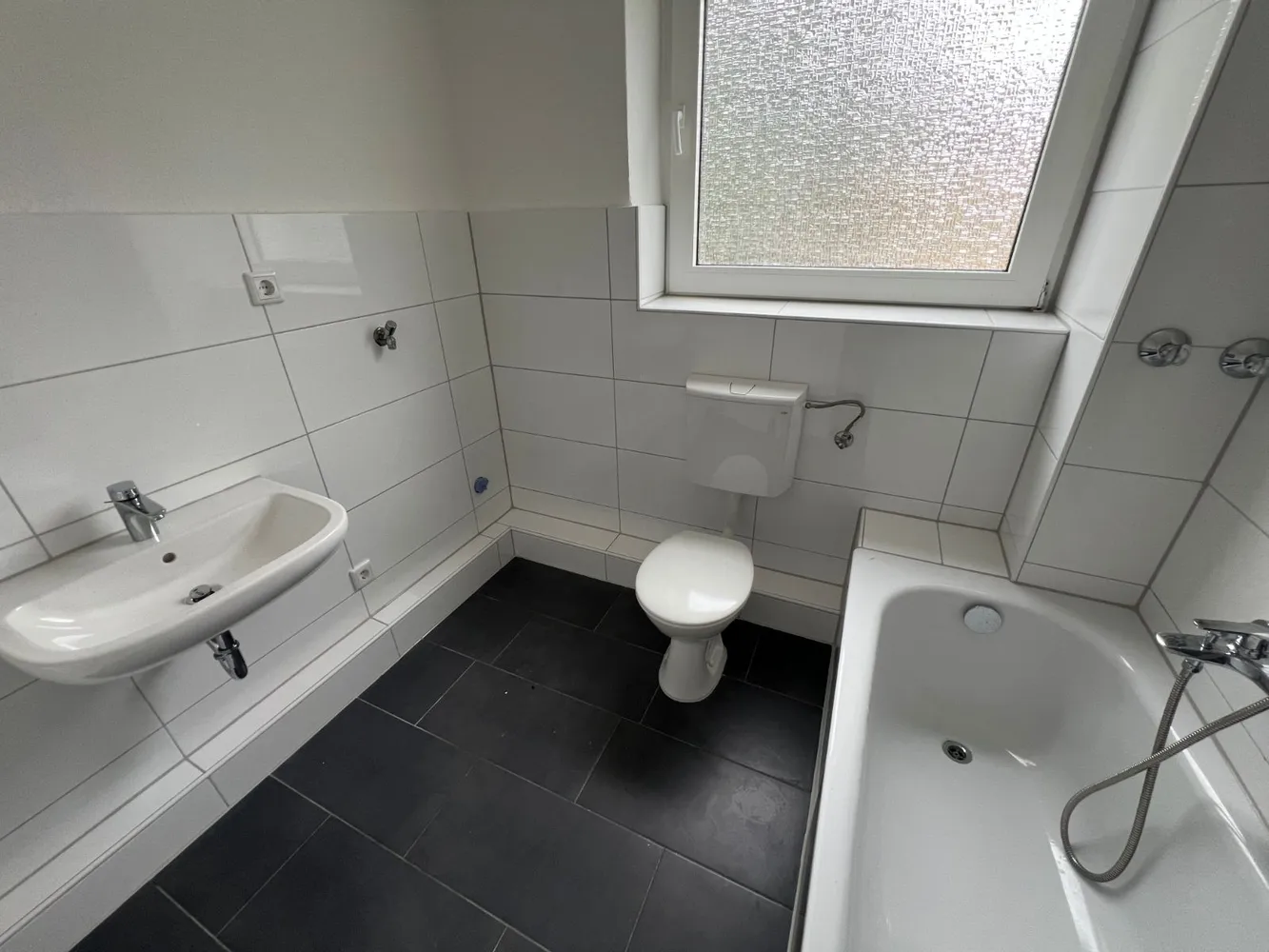 3 Zimmer Wohnung mit 66 m² in Duisburg – Bild 2