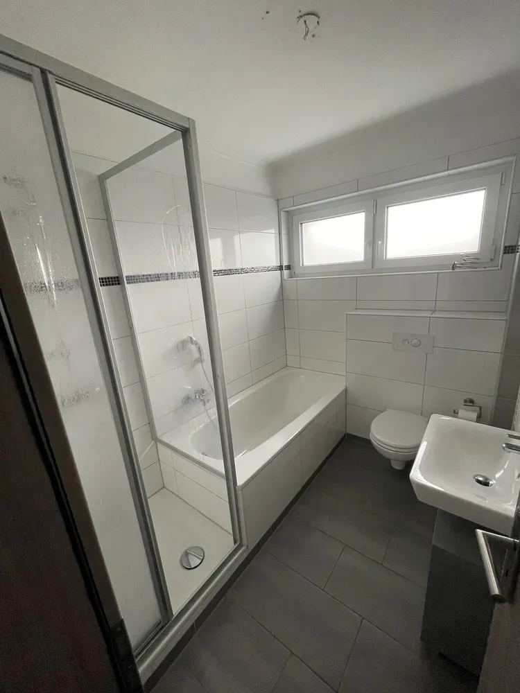 4 Zimmer Wohnung mit 97 m² in Solingen – Bild 3