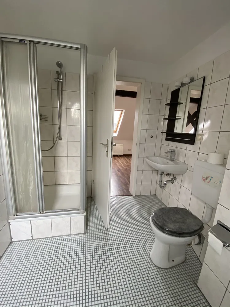 1 Zimmer Wohnung mit 50 m² in Düsseldorf – Bild 7
