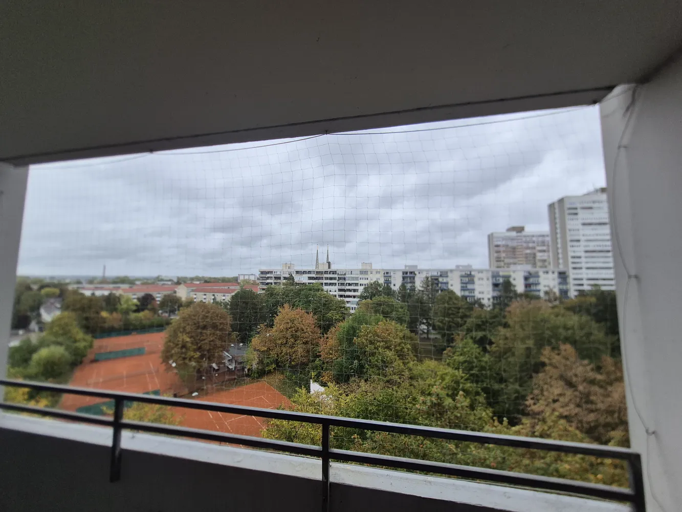 1 room apartment with 30 m² in Augsburg – Photo 10