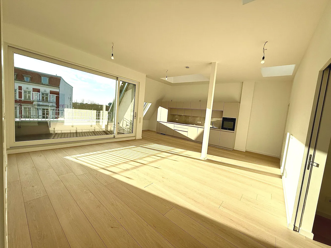 4 Zimmer Wohnung mit 131 m² in Berlin – Bild 1
