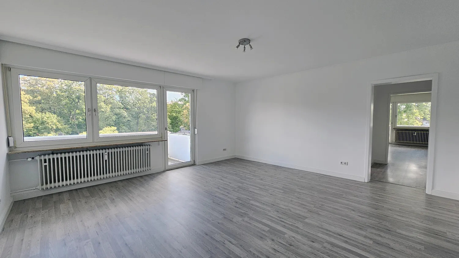 3 Zimmer Wohnung mit 98 m² in Wiesbaden – Bild 1