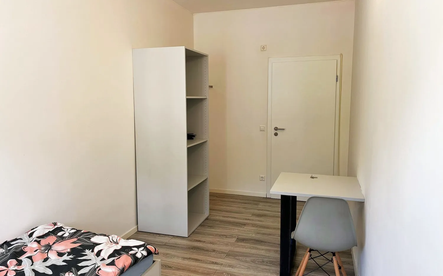 WG-Zimmer mit 12 m² in Stuttgart – Bild 2
