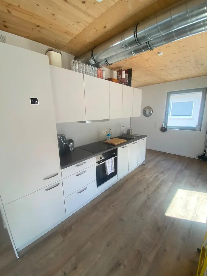 2 Zimmer Wohnung mit 70 m² in Wiesbaden – Bild 2