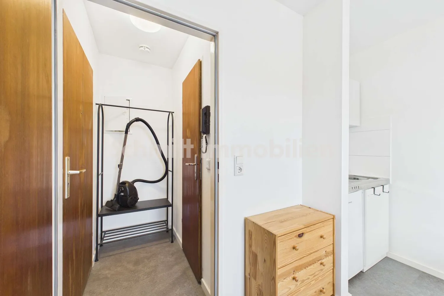 1 Zimmer Wohnung mit 15 m² in Frankfurt am Main – Bild 4