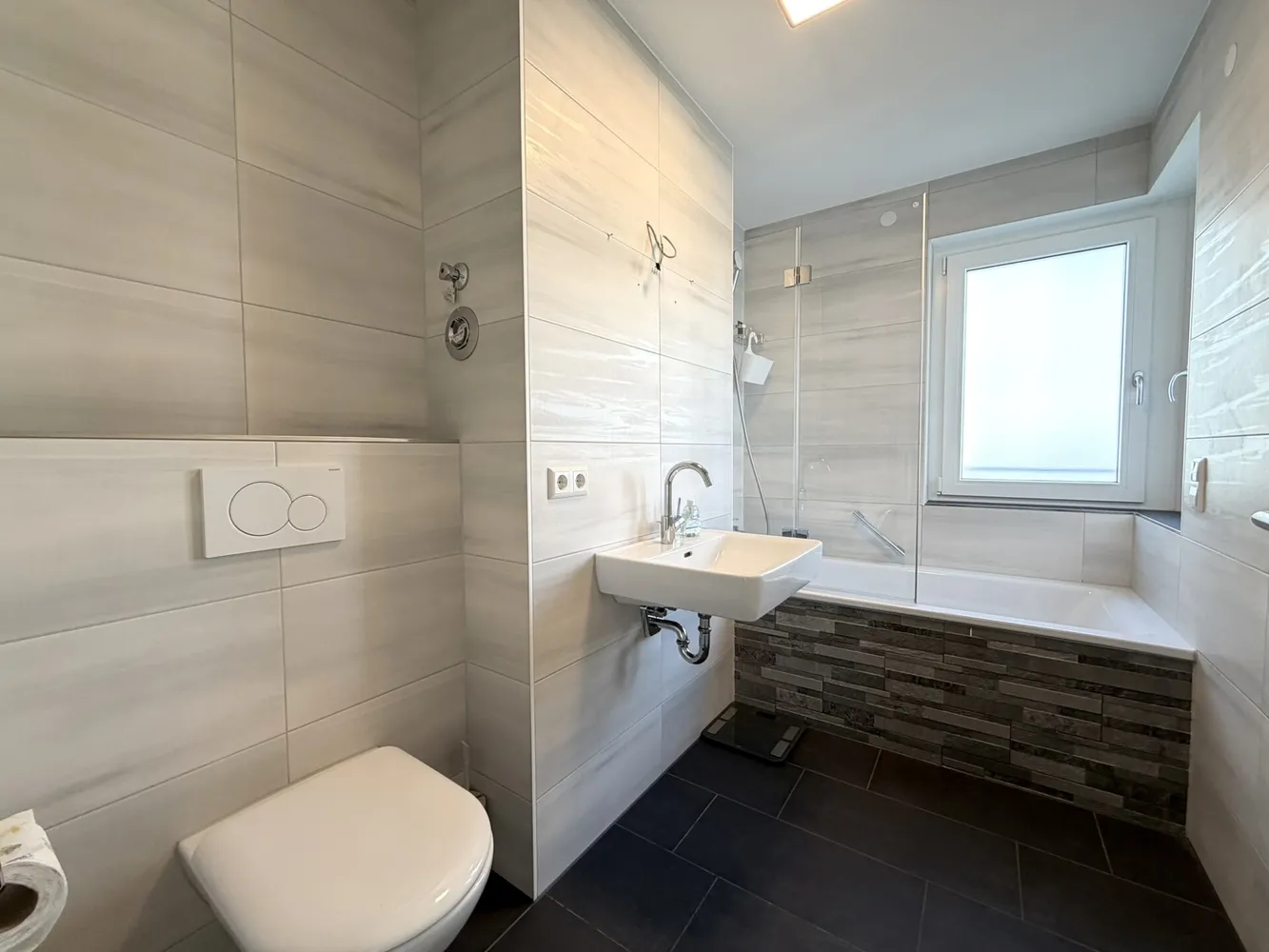 4 room apartment with 70 m² in Fellbach – Photo 3