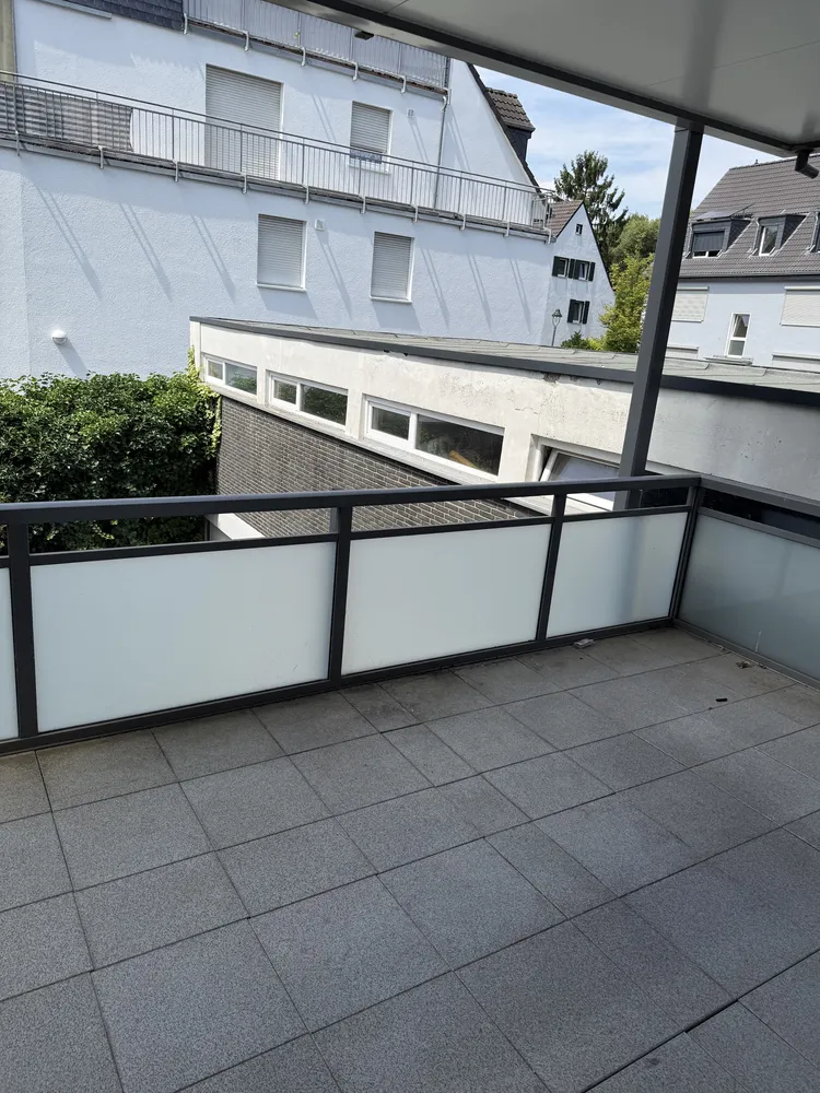3 Zimmer Wohnung mit 84 m² in Düsseldorf – Bild 12