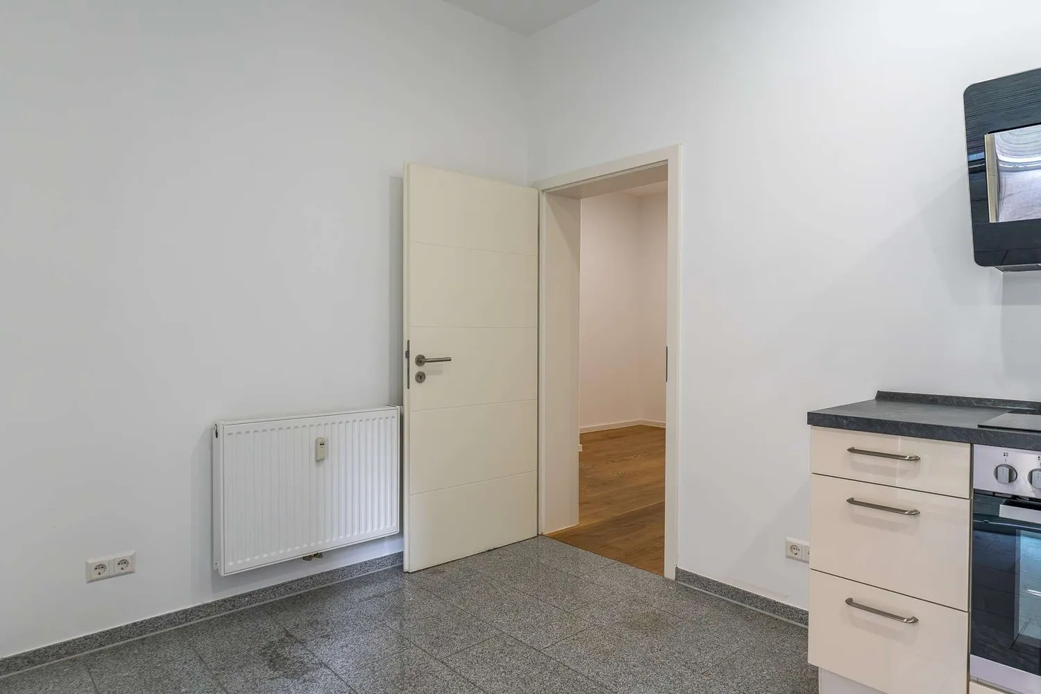 2 Zimmer Wohnung mit 90 m² in Stuttgart – Bild 8