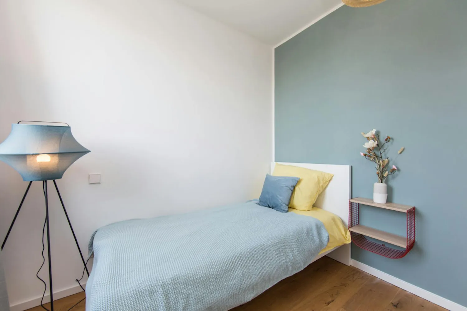 Shared room with 9 m² in Berlin – Photo 3