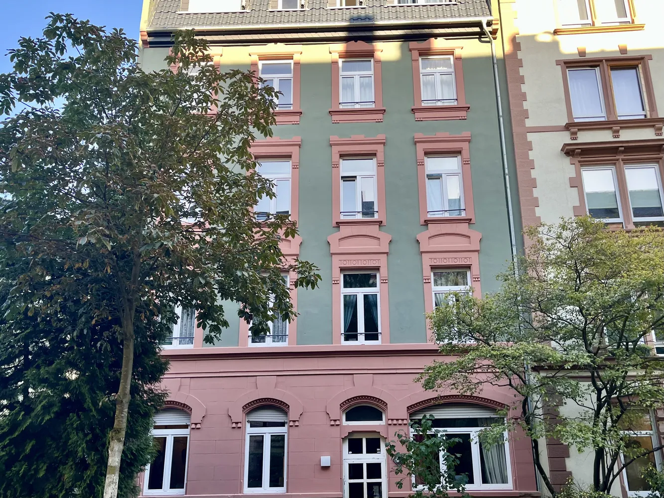 2 room apartment with 46 m² in Frankfurt am Main – Photo 1