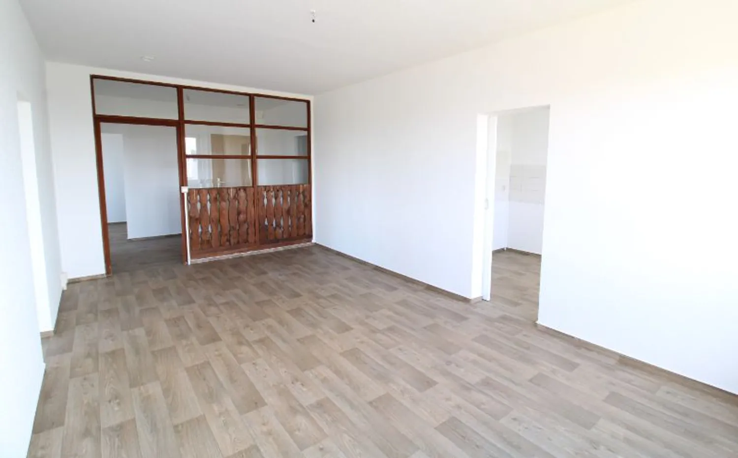 4 Zimmer Wohnung mit 80 m² in Schwerin – Bild 3