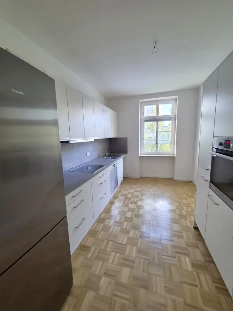 4 Zimmer Wohnung mit 130 m² in Wiesbaden – Bild 12