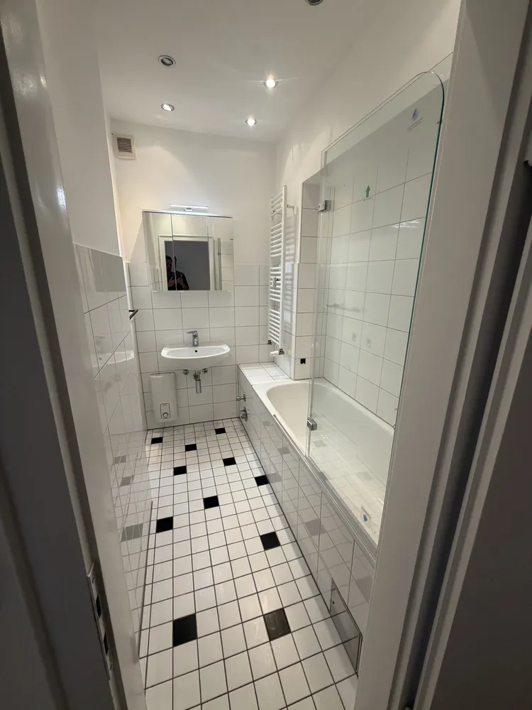 4 room apartment with 105 m² in Düsseldorf – Photo 7