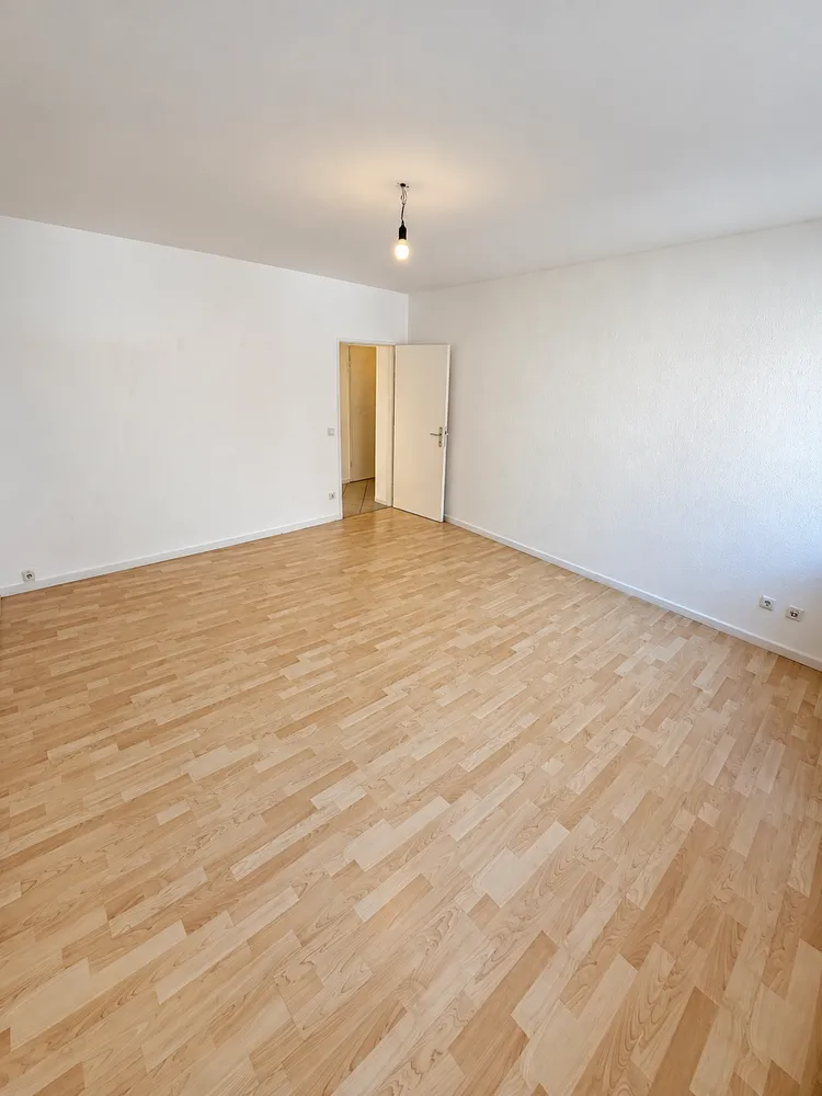 2 room apartment with 49 m² in Frankfurt am Main – Photo 3