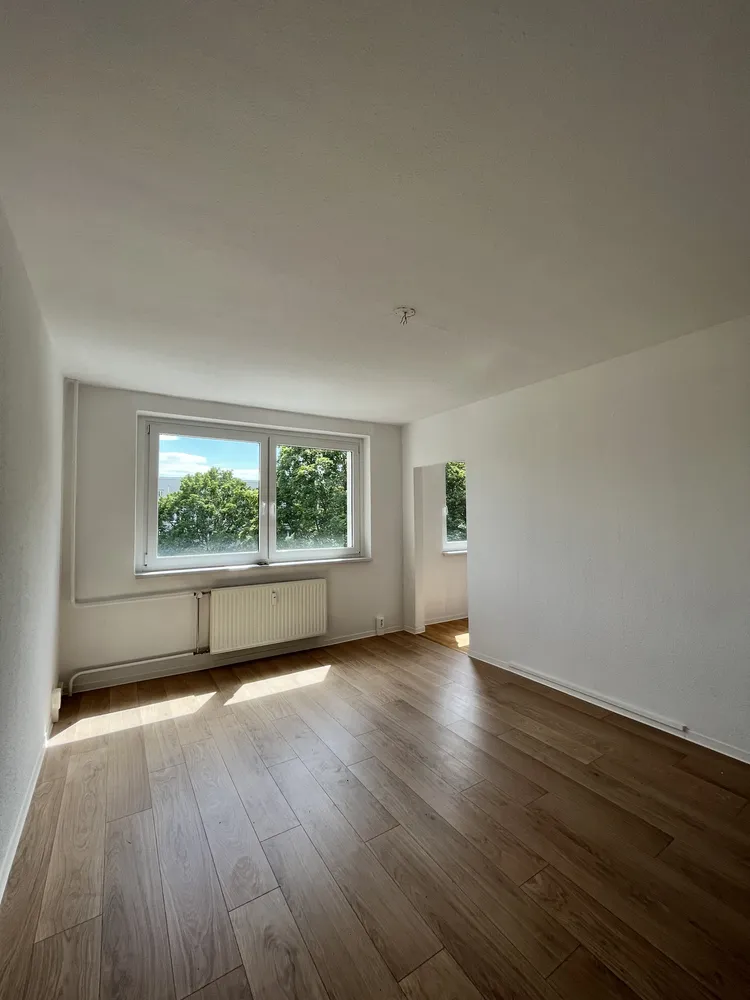 2 Zimmer Wohnung mit 42 m² in Halle (Saale) – Bild 1