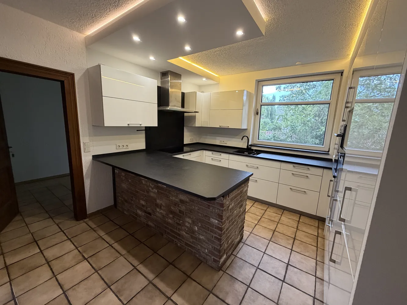 7 room house with 280 m² in Dormagen – Photo 7