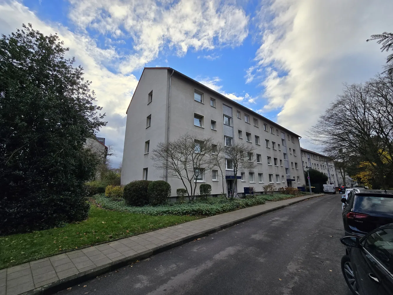 3 Zimmer Wohnung mit 70 m² in Düsseldorf – Bild 1