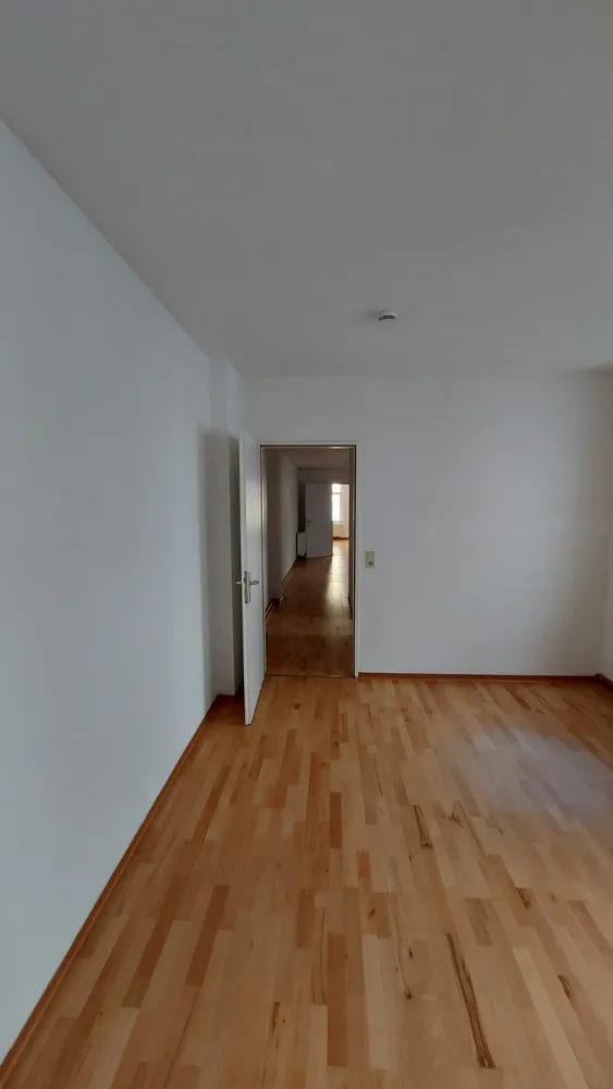 3 Zimmer Wohnung mit 80 m² in Halle (Saale) – Bild 12