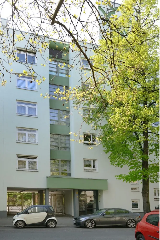 2 room apartment with 63 m² in Berlin – Photo 1