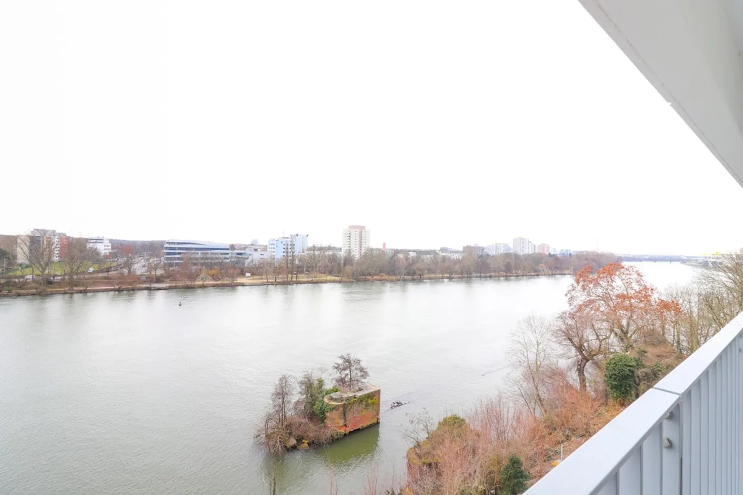 4 Zimmer Wohnung mit 131 m² in Frankfurt am Main – Bild 7