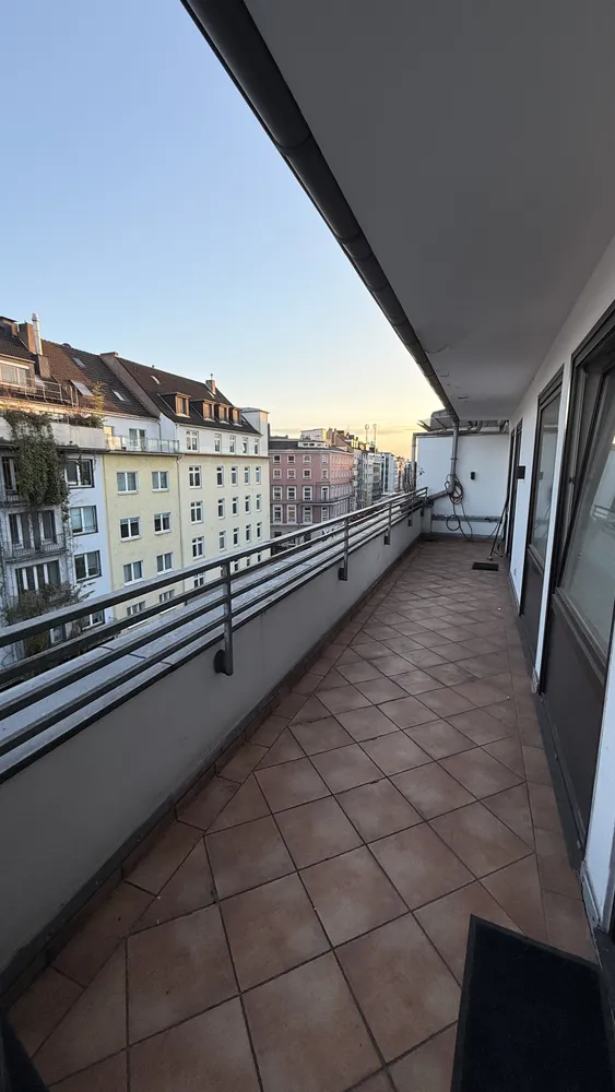 3 Zimmer Wohnung mit 113 m² in Düsseldorf – Bild 4