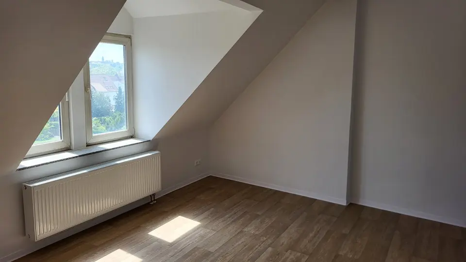 3 Zimmer Wohnung mit 82 m² in Zeitz – Bild 2