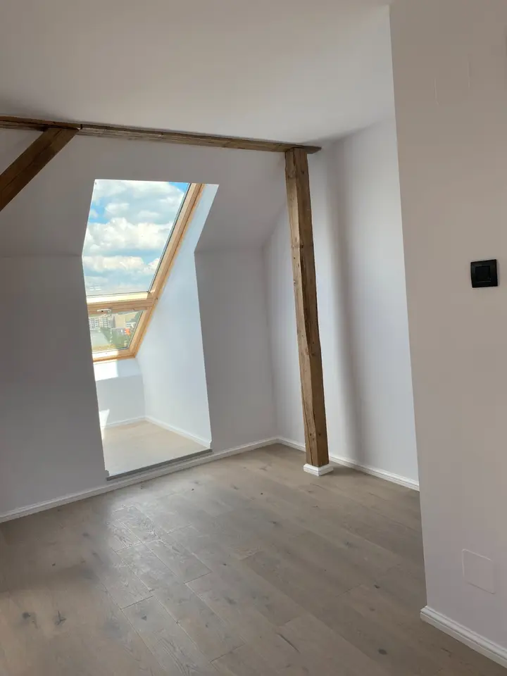 2 Zimmer Wohnung mit 59 m² in Plauen – Bild 2