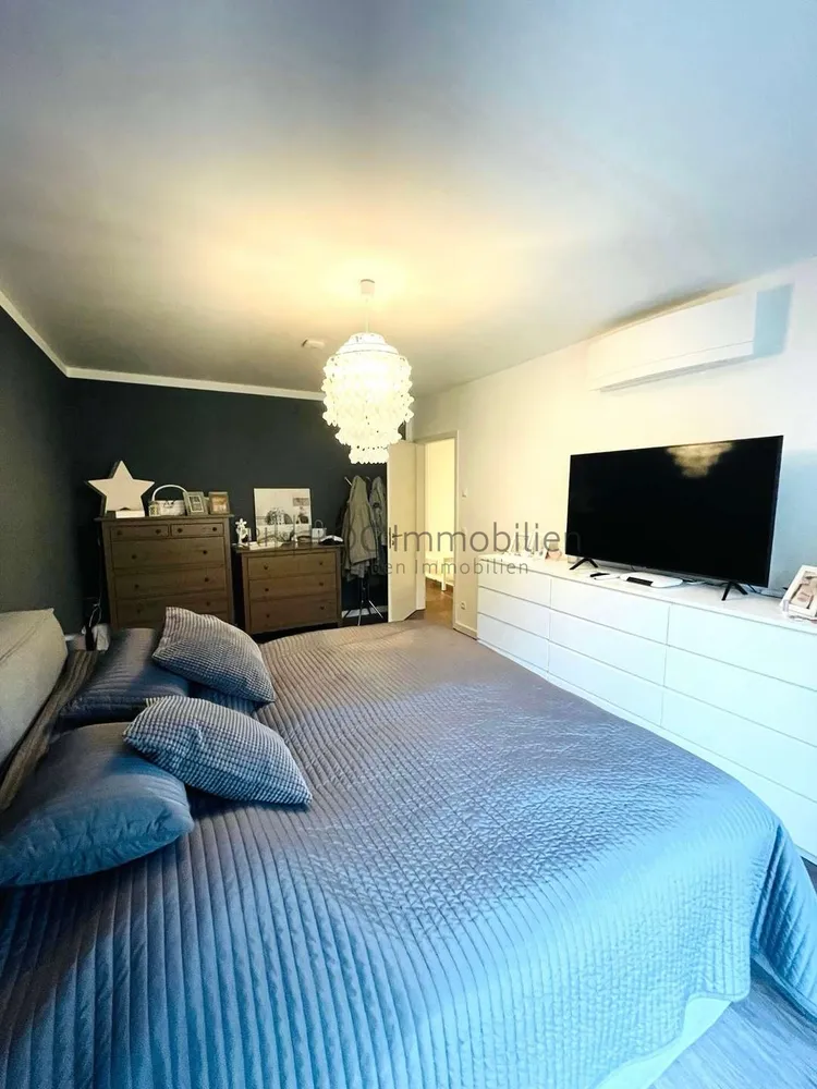 6 Zimmer Haus mit 280 m² in Berlin – Bild 12