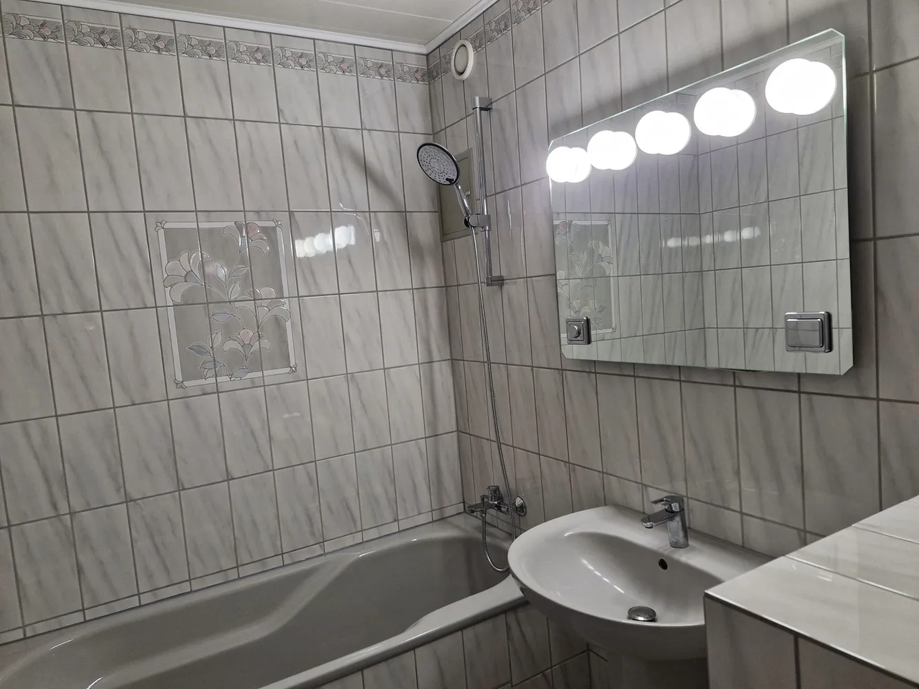 4 Zimmer Wohnung mit 107 m² in Ludwigshafen am Rhein – Bild 10