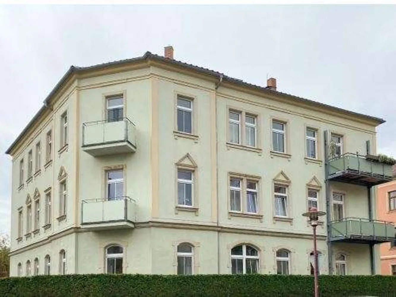 4 Zimmer Wohnung mit 101 m² in Dresden – Bild 1