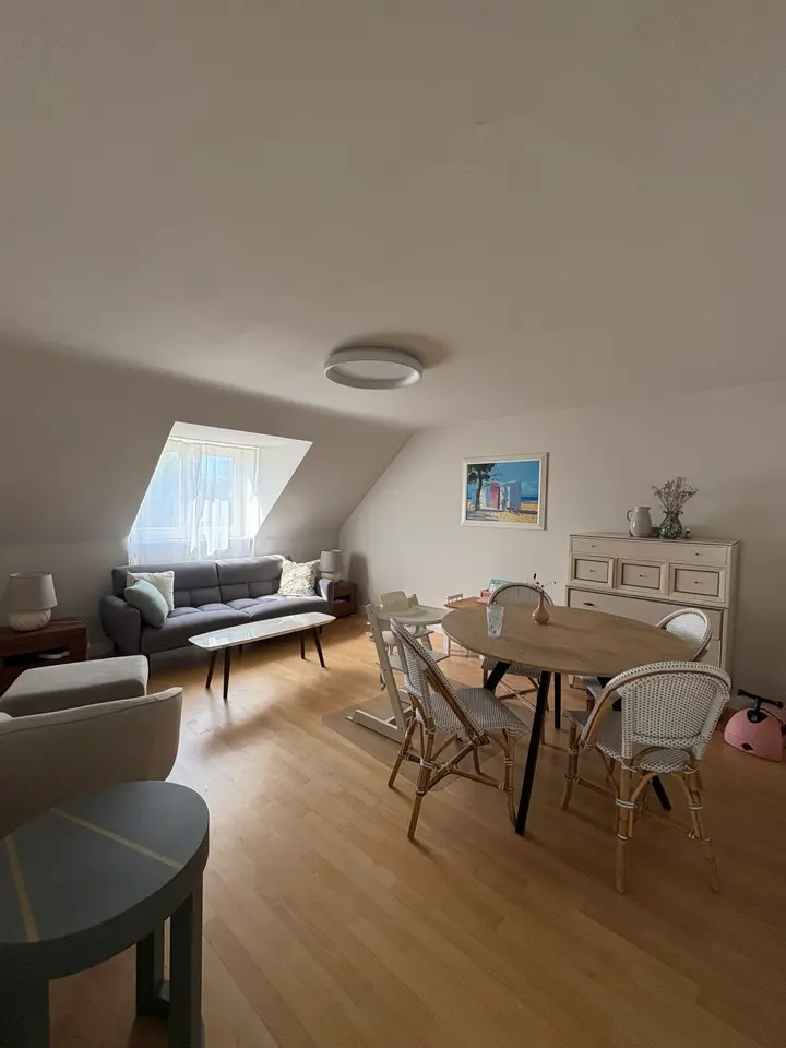 WG-Zimmer mit 80 m² in Stuttgart – Bild 1