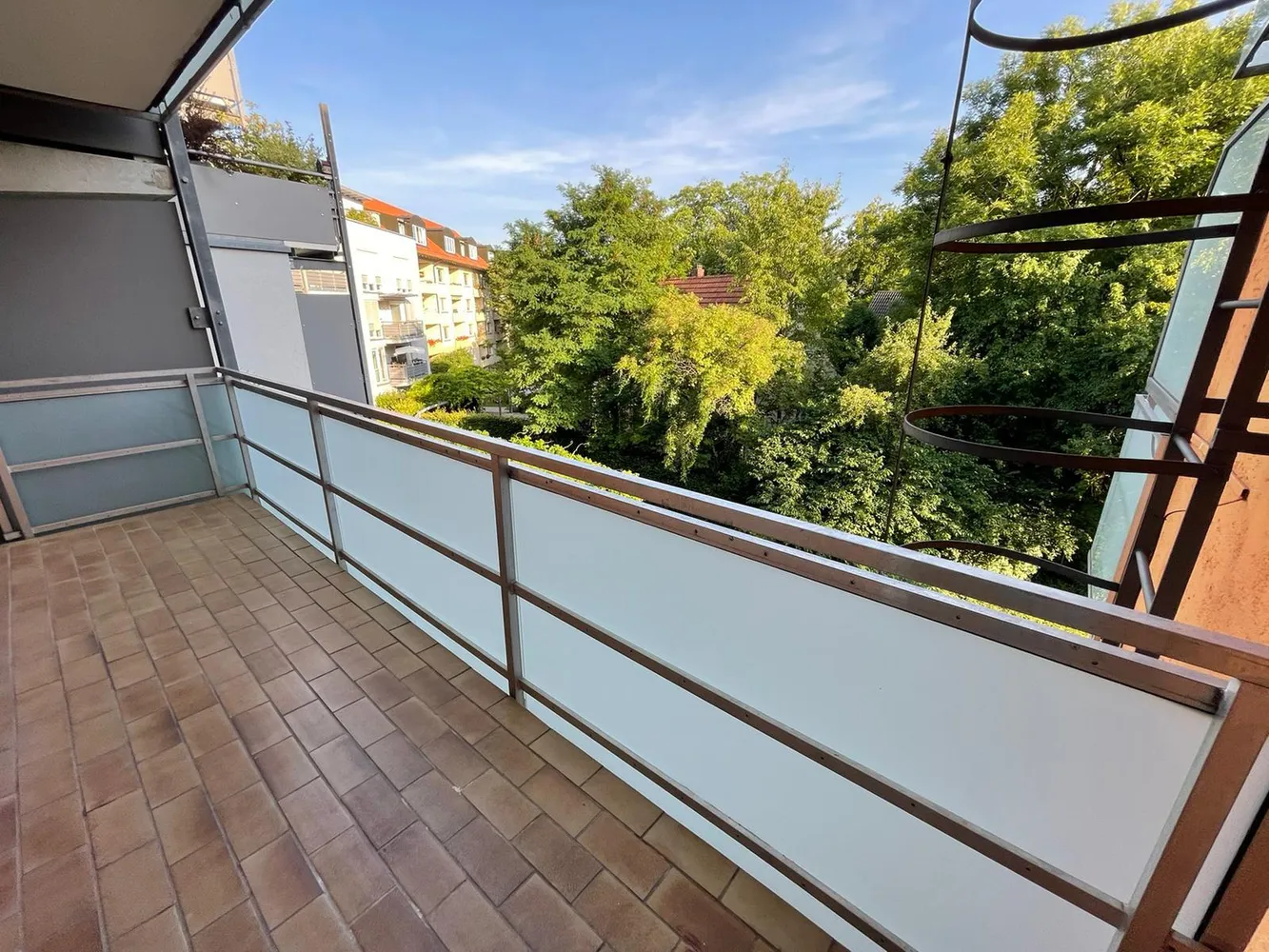 2 Zimmer Wohnung mit 65 m² in München – Bild 10