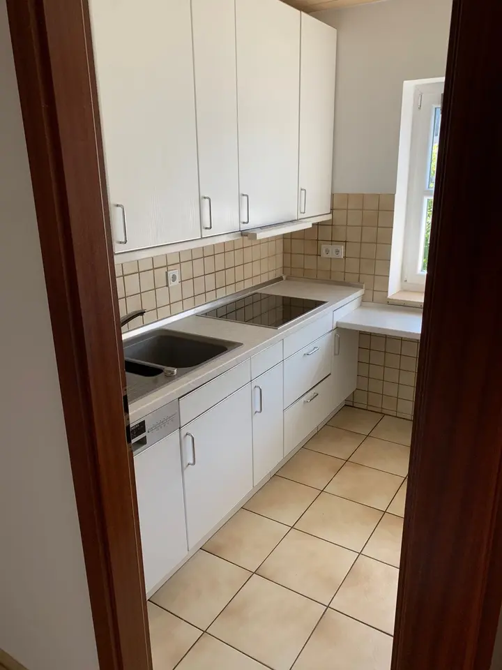 3 Zimmer Wohnung mit 80 m² in Düsseldorf – Bild 2