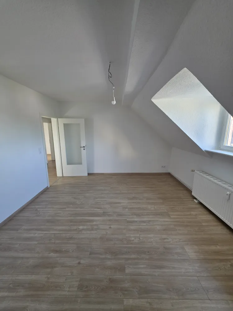 3 Zimmer Wohnung mit 53 m² in Bitterfeld-Wolfen – Bild 12
