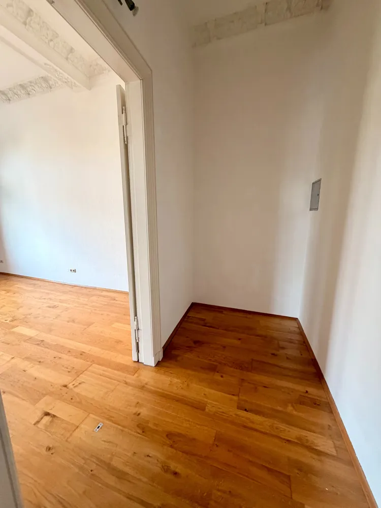 2 Zimmer Wohnung mit 90 m² in Halle (Saale) – Bild 6
