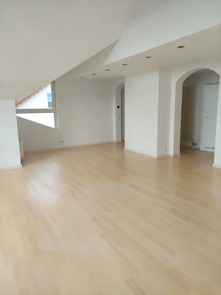4 Zimmer Wohnung mit 93 m² in Stuttgart – Bild 4