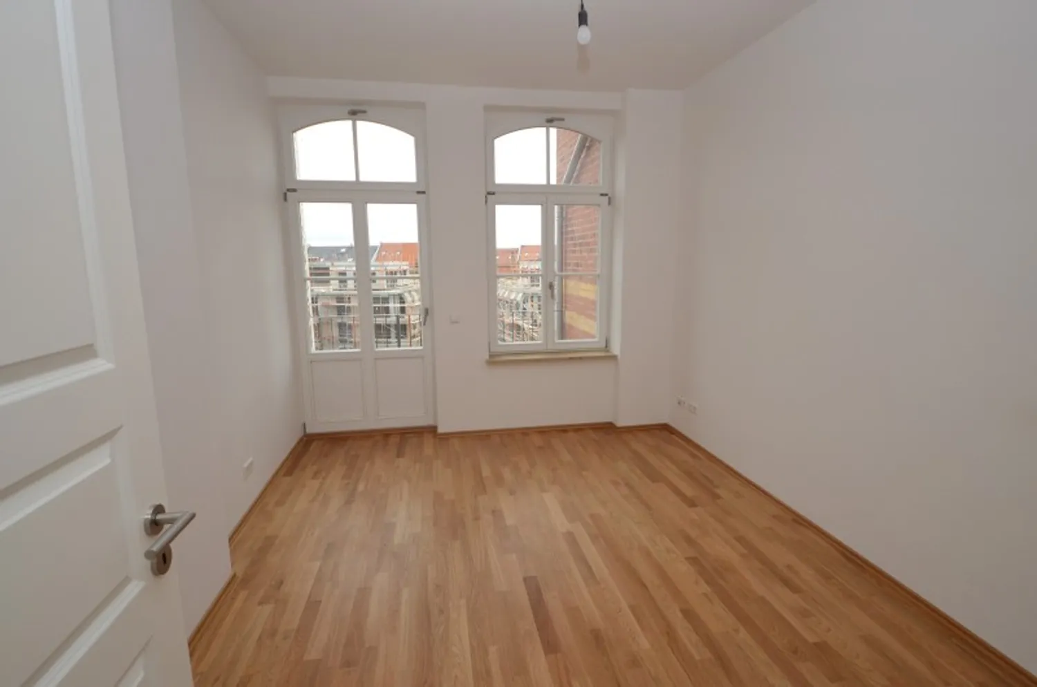 4 Zimmer Wohnung mit 127 m² in Leipzig – Bild 2