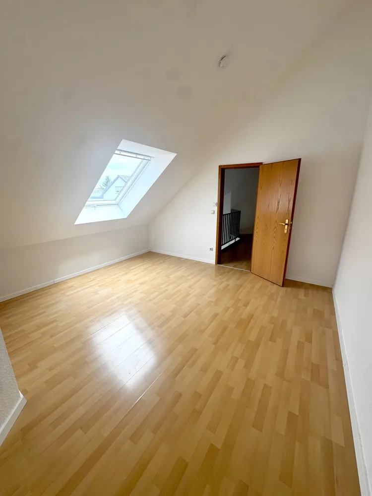 4 Zimmer Wohnung mit 105 m² in Rodgau – Bild 3