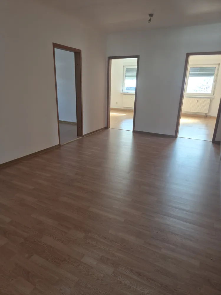 4 Zimmer Wohnung mit 102 m² in Stuttgart – Bild 2