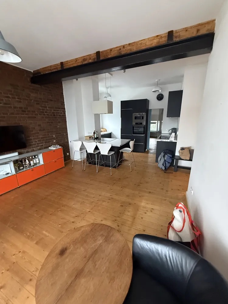 4 Zimmer Wohnung mit 99 m² in Düsseldorf – Bild 1
